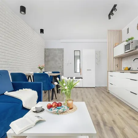 Blue 17 Z Basenem * Pobierowo