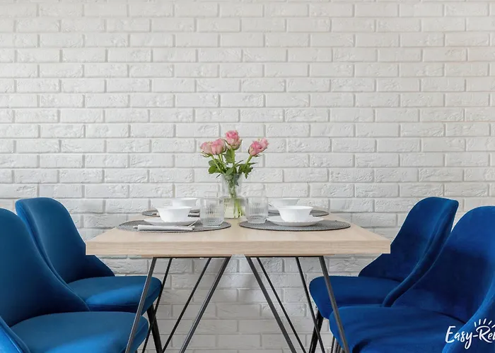 Blue 17 Z Basenem * Pobierowo